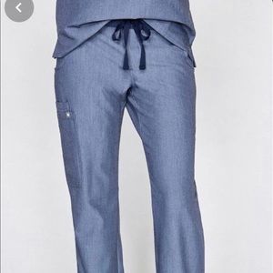 Figs ON HOLD LUCYBELL2